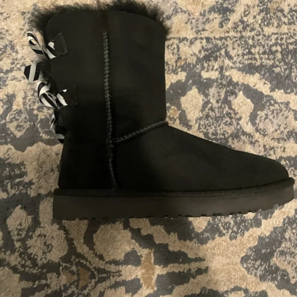 Black Ugg Boots - Picture 3 of 12